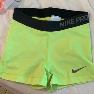 NIKE SPANDEX